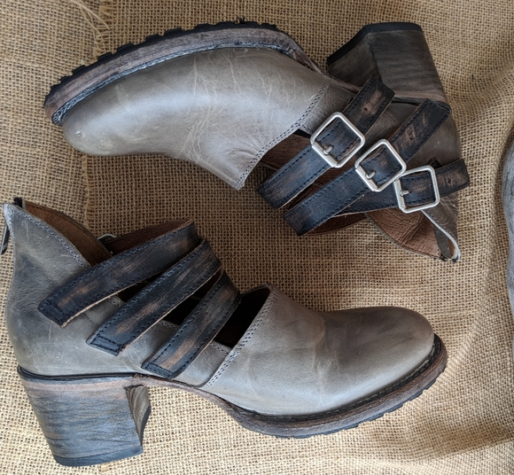 Freebird by Steven Dawson bootie - Picture 2 of 8